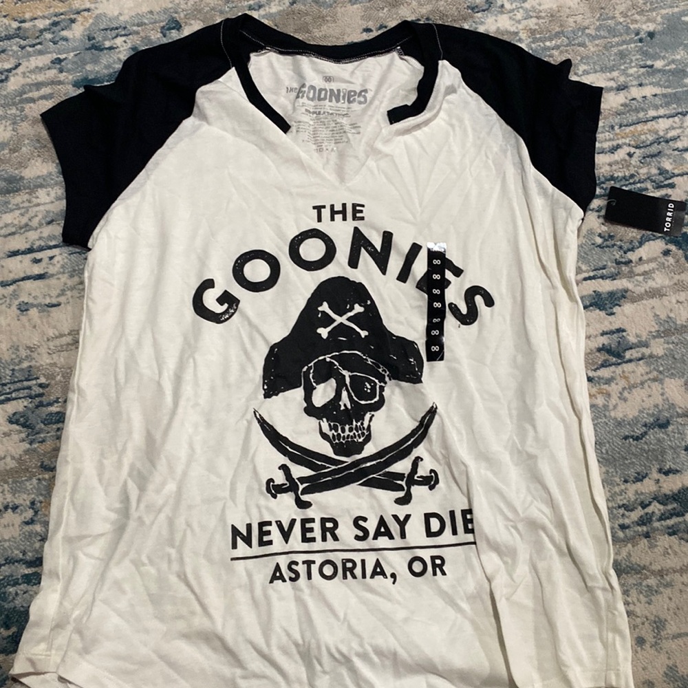 NWT Torrid graphic Goonies tee. Size 00